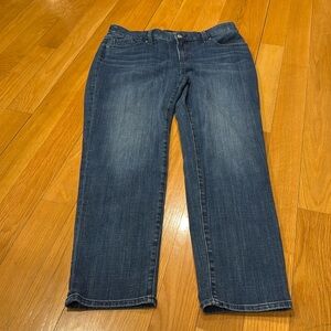 Chico’s so slimming girlfriend slim ankle leg size 8R .